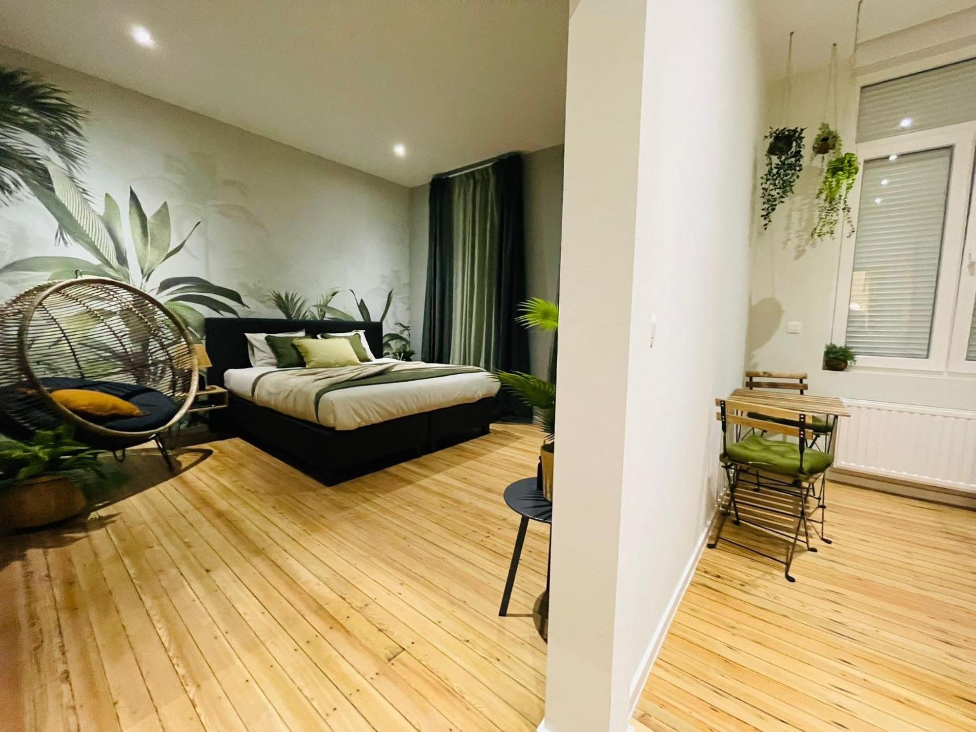 Appartement Exotique Avec Bain Balneo Lüttich Exterior foto